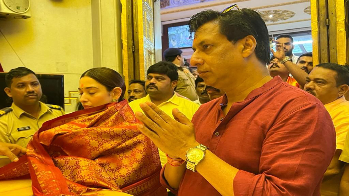 tammana and madhur bhandarkar in siddhivinayak temple