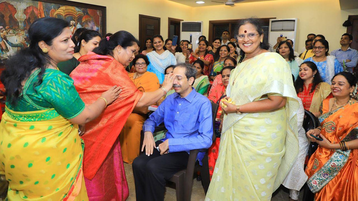 uddhav thackeray raksha bandhan celebration with nurse