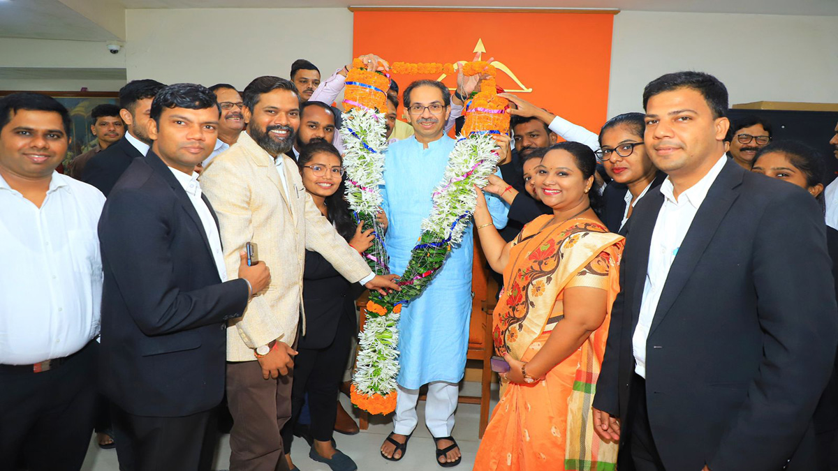 advocated meeting with uddhav thackeray
