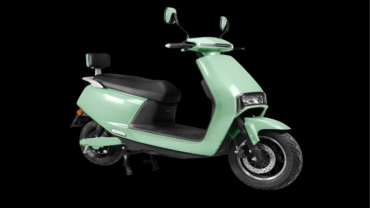 5 best electric scooters you can gift your mom this mothers day nrvb